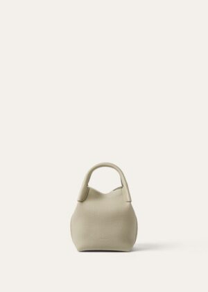 vv_c482d43e-9dd3-4368-8045-6e5dc1bd0608.jpg Loro Piana Micro Bale bag Grained Calfskin
