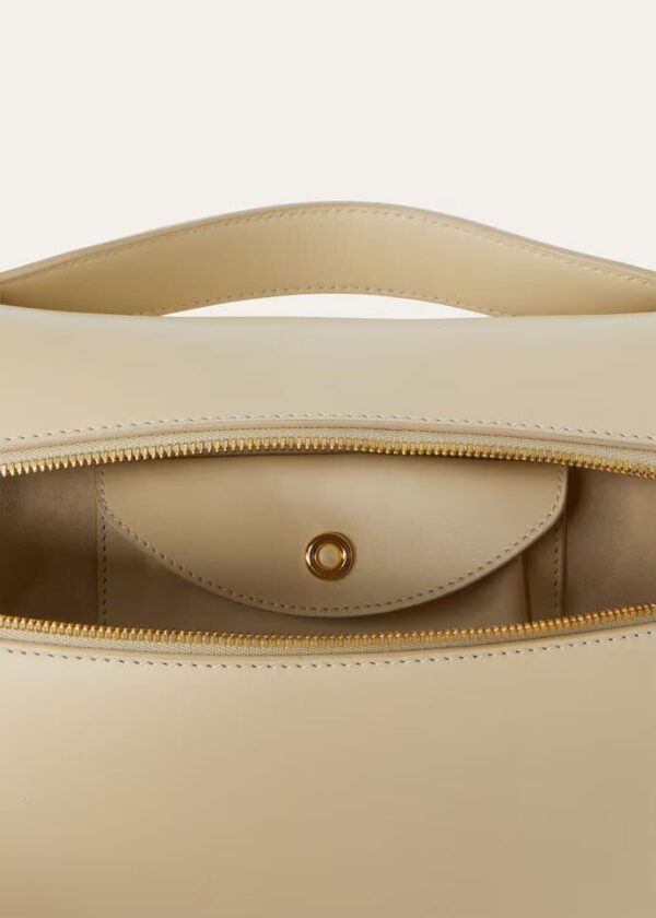 xcva_b271df83-527f-4a31-a8e8-77fa1e8b7943.jpg Loro Piana Extra Bag L27 Smooth Calfskin
