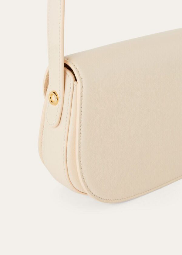 xcvxcv_bdc0de10-e1bf-4b05-997b-32da7d2bd2d2.jpg Loro Piana Mini Ghiera bag Grained Calfskin