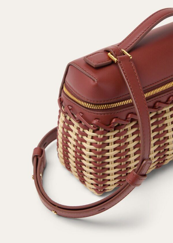 z_aa99ad56-eceb-4698-a63f-c7fa71815b92.jpg Loro Piana Extra Pocket L19 East-West wicker Wicker