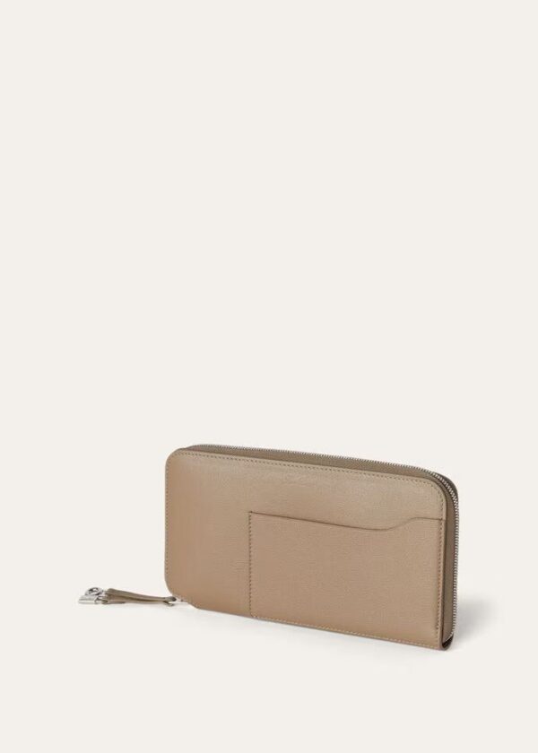 zxc_04cb6032-212c-4255-9c9e-12bec3fbc958.jpg Loro Piana Extra Zip-Around Purse Calfskin