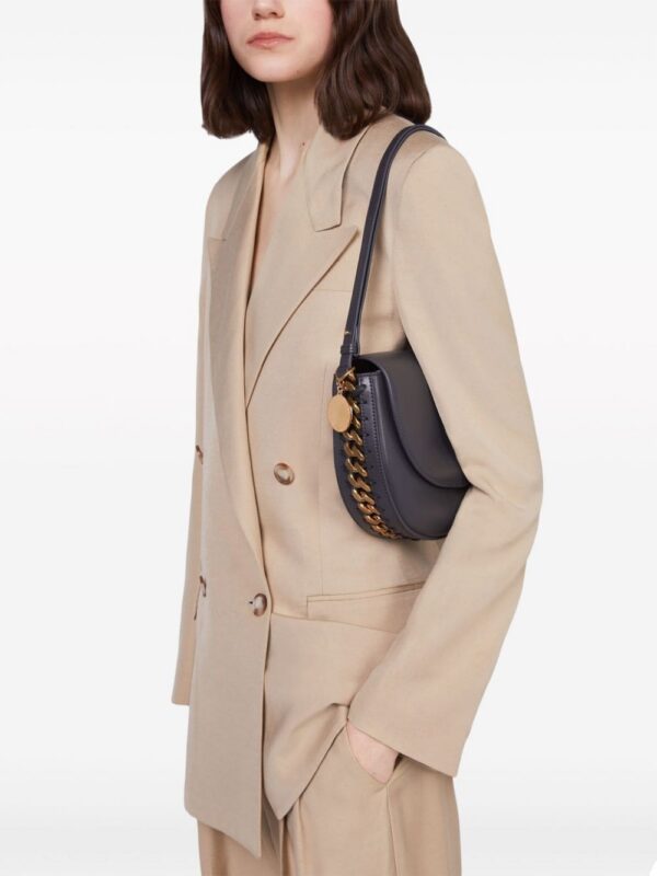 22052128_52101525_1000.jpg Stella McCartney medium Frayme logo-charm shoulder bag