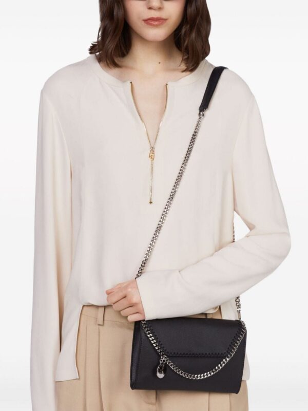 22053022_52101454_1000.jpg Stella McCartney Falabella logo-charm MIRUM shoulder bag