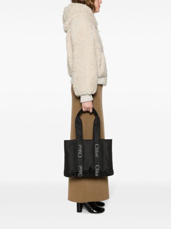 22063317_51948130_1000.jpg Chloé medium Woody tote bag