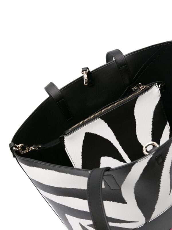 22079590_52071907_1000.jpg Just Cavalli zebra-print panelled tote bag
