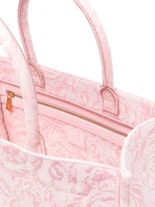 22099733_52277845_1000.jpg Versace Athena Barocco-print tote bag