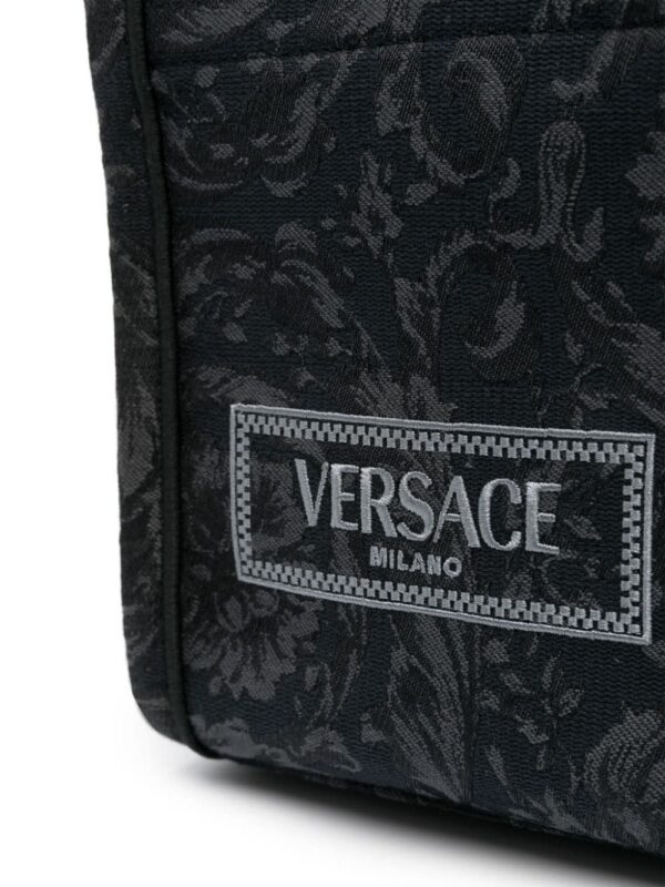 22100547_52013160_1000.jpg Versace mini Barocco Athena jacquard tote bag