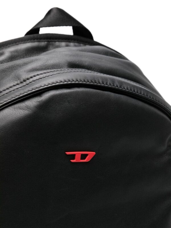 22213793_52050429_1000.jpg Diesel Rave logo-appliqué backpack