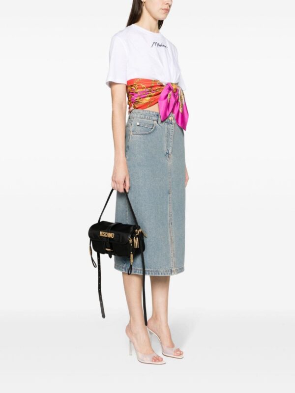 22301428_52557844_1000.jpg Moschino buckled logo-lettering crossbody bag