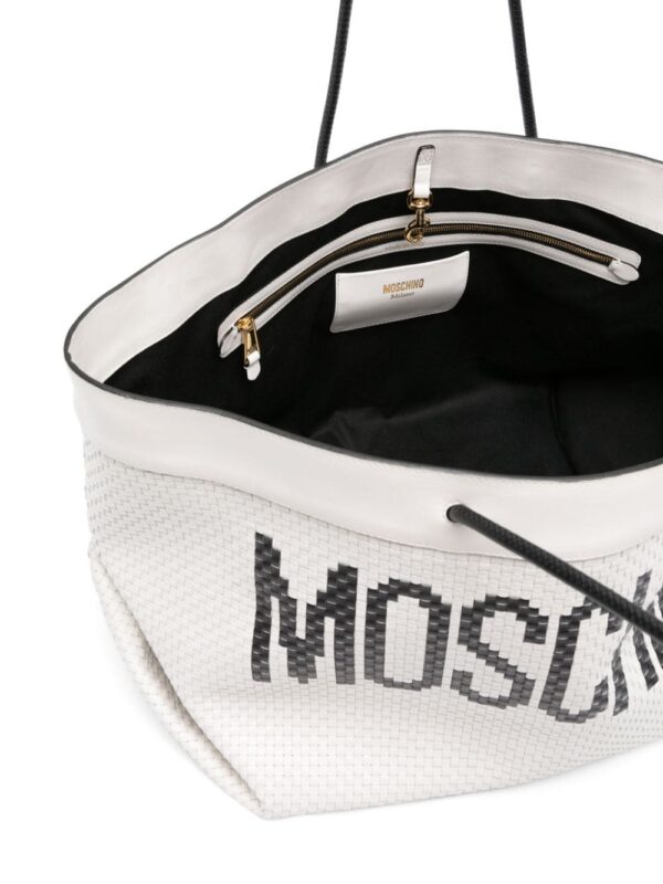 22301432_52171382_1000.jpg Moschino interwoven leather shoulder bag