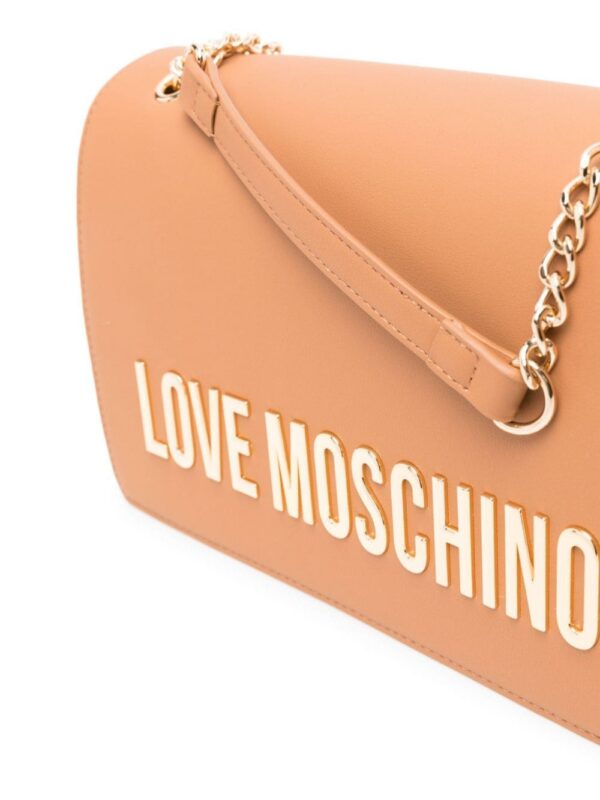 22337310_52295300_1000.jpg Love Moschino logo-plaque leather shoulder bag