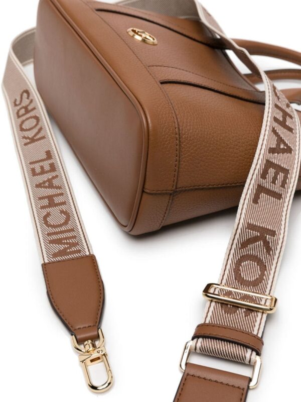 22341695_52241764_1000.jpg Michael Michael Kors small Luisa leather tote bag