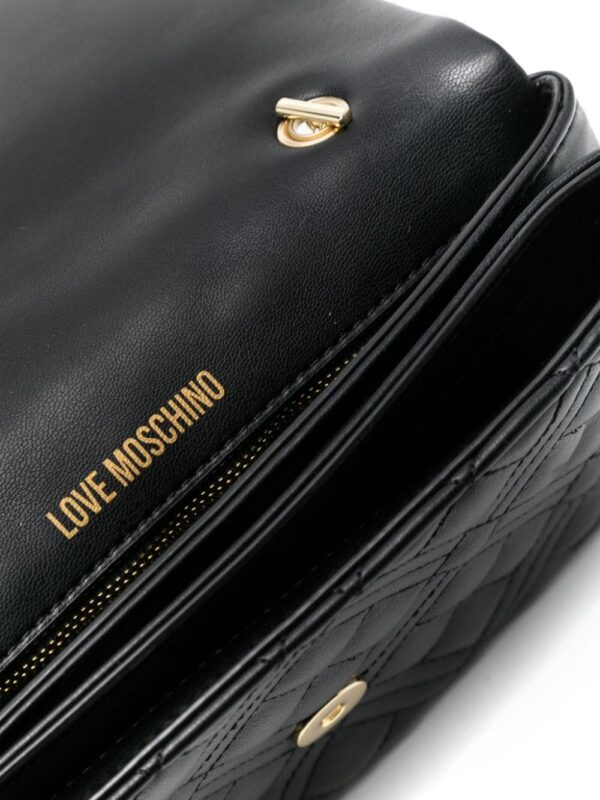 22358708_52767416_1000.jpg Love Moschino logo-plaque quilted crossbody bag