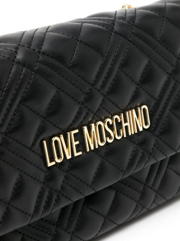 22358708_52767417_1000.jpg Love Moschino logo-plaque quilted crossbody bag