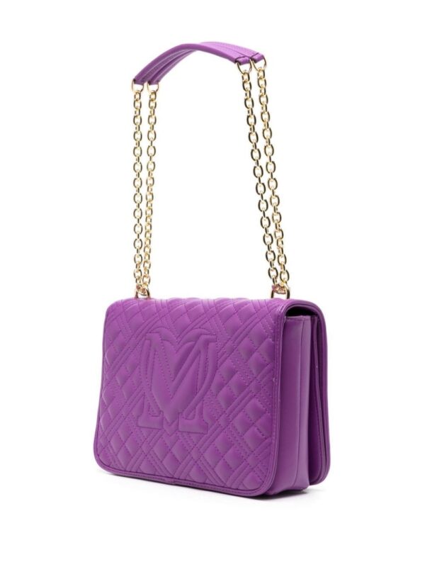 22359153_52761525_1000.jpg Love Moschino logo-plaque quilted shoulder bag