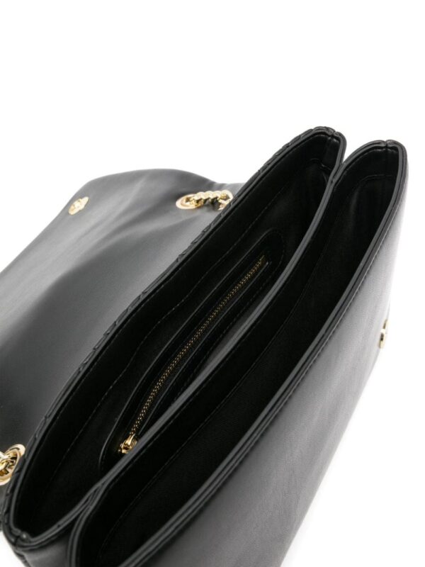 22363850_52297582_1000.jpg Love Moschino logo-plaque quilted shoulder bag