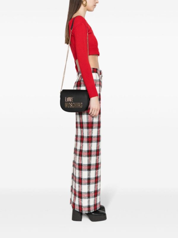 22390231_52378586_1000.jpg Love Moschino logo-lettering crossbody bag