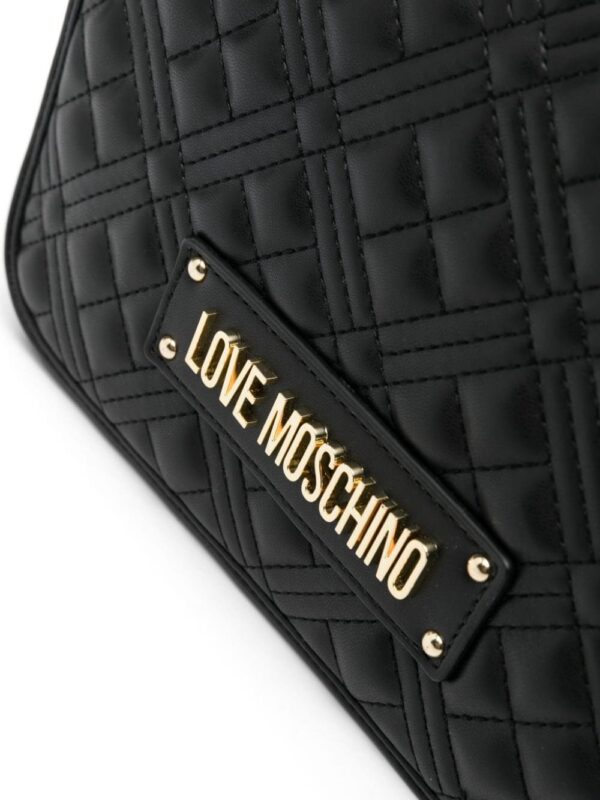 22391141_52378551_1000.jpg Love Moschino quilted shoulder bag