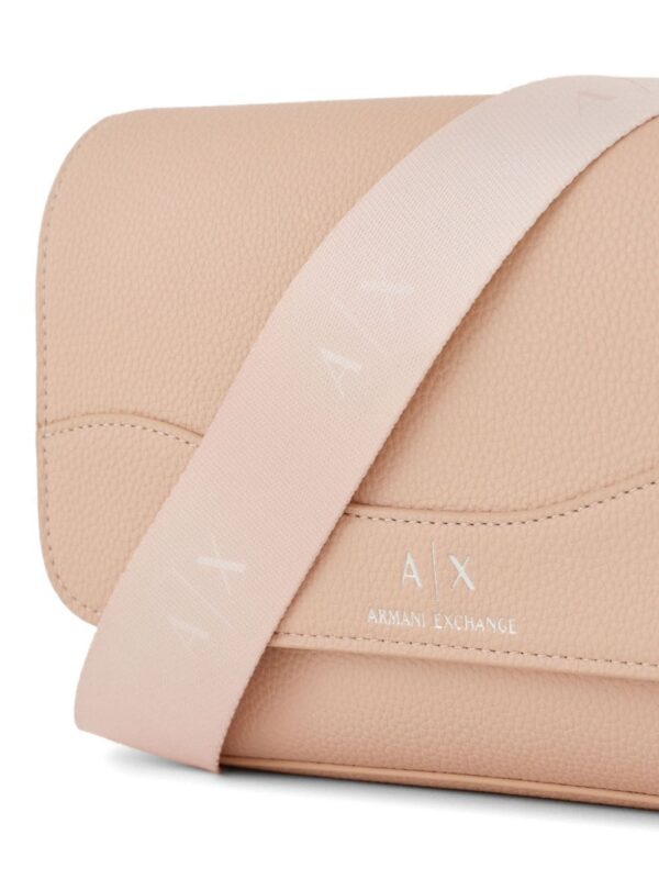22407427_48172538_1000.jpg Armani Exchange logo-stamp pebble-texture crossbody bag