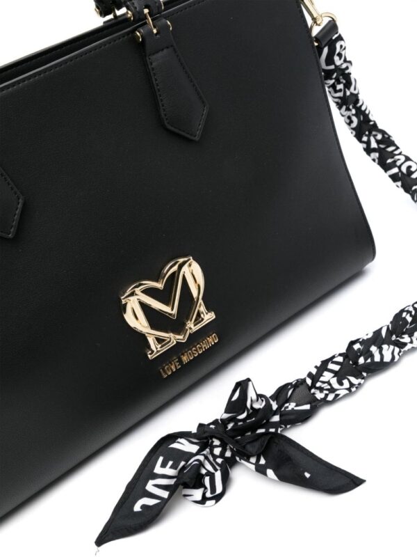 22465180_52413240_1000.jpg Love Moschino logo-lettering tote bag