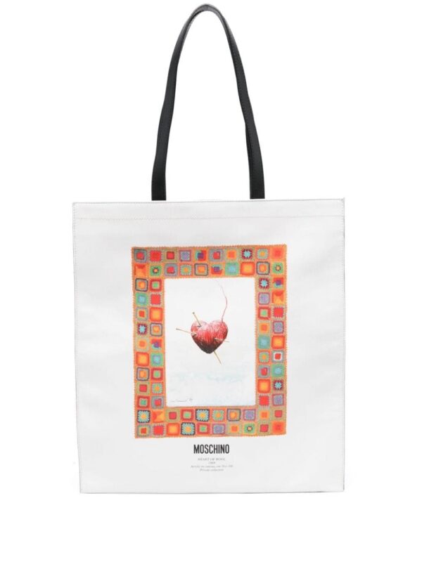 22498240_52462856_1000.jpg Moschino Heart of Wool-print shoulder bag