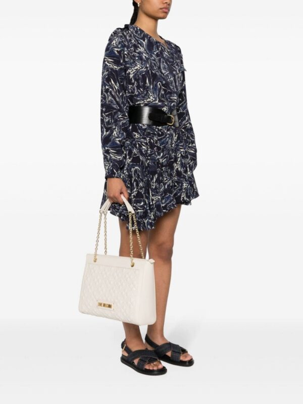 22521079_48164119_1000.jpg Love Moschino logo-lettering quilted tote bag