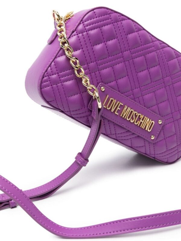 22537023_52547836_1000.jpg Love Moschino logo-plaque quilted crossbody bag