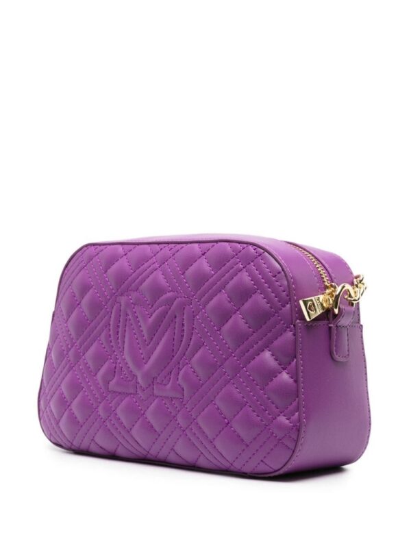 22537023_52547837_1000.jpg Love Moschino logo-plaque quilted crossbody bag