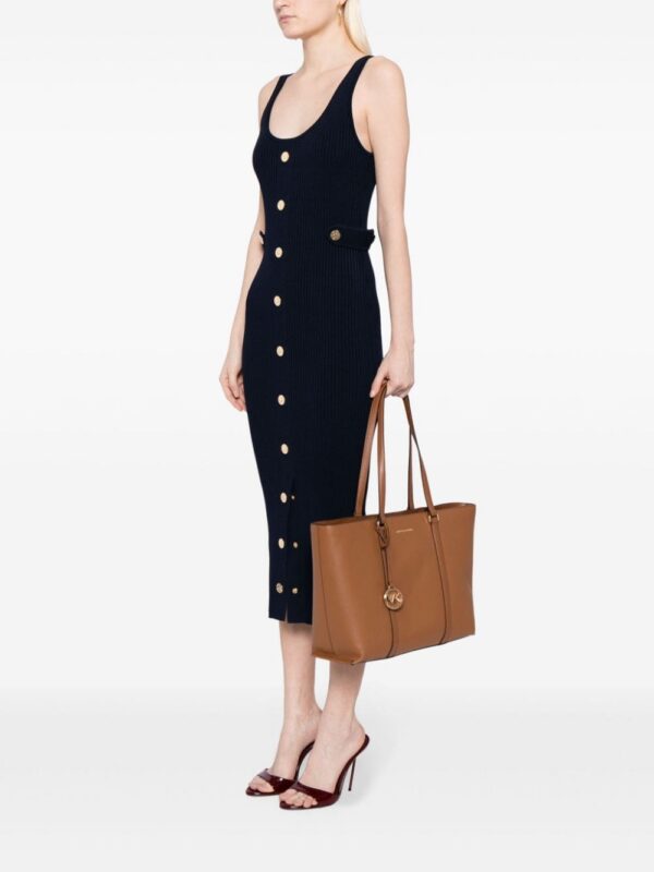 22546524_53133637_1000.jpg Michael Kors large Temple tote bag