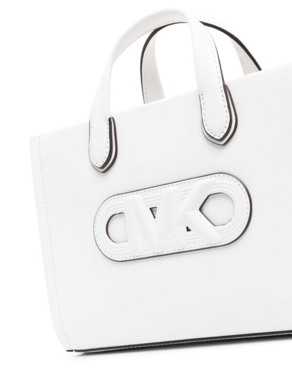 22590988_52602352_1000.jpg Michael Michael Kors Gigi leather tote bag