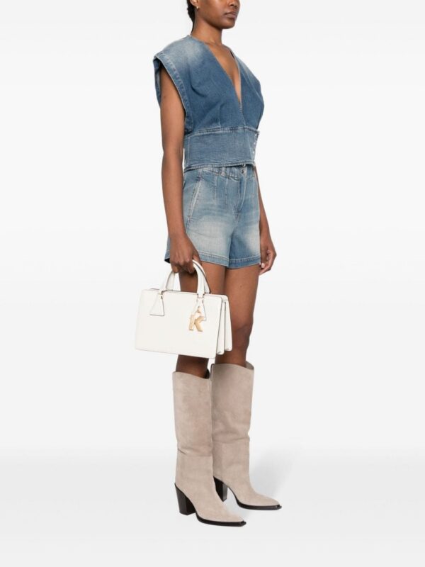 22598997_52701799_1000.jpg Karl Lagerfeld logo-charm shoulder bag