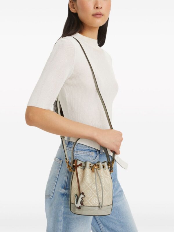22604536_52536436_1000.jpg Tory Burch mini T-Monogram bucket bag