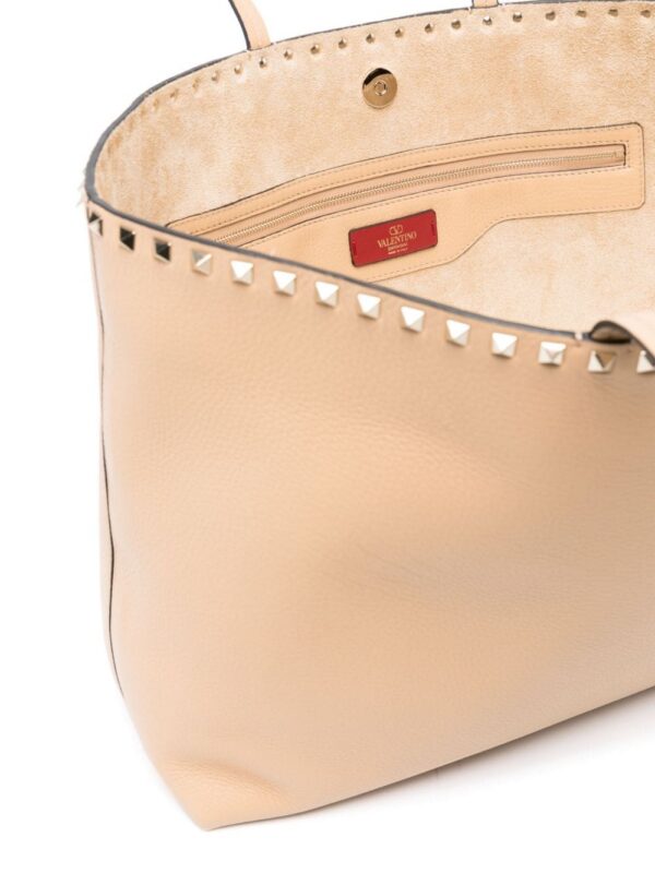 22658780_52773973_1000.jpg Valentino Garavani Rockstud leather tote bag