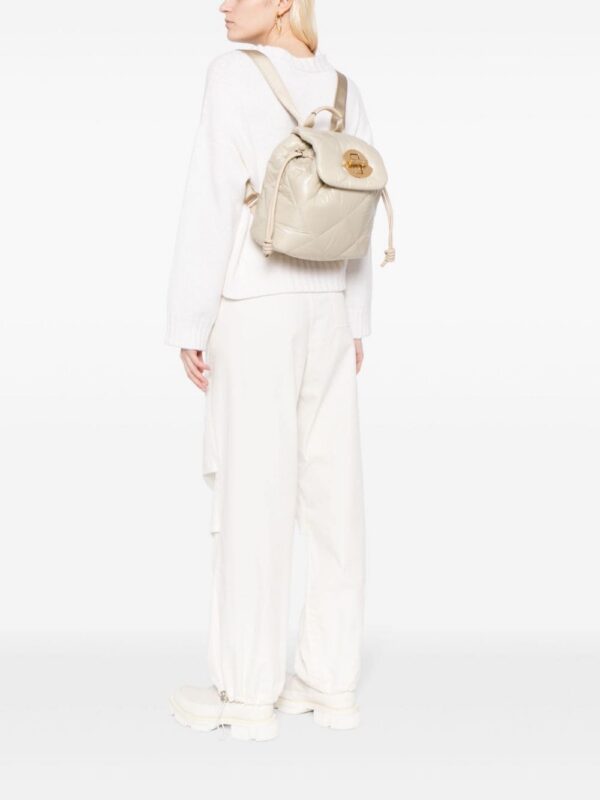 22658891_53068499_1000.jpg Moncler Puf quilted backpack