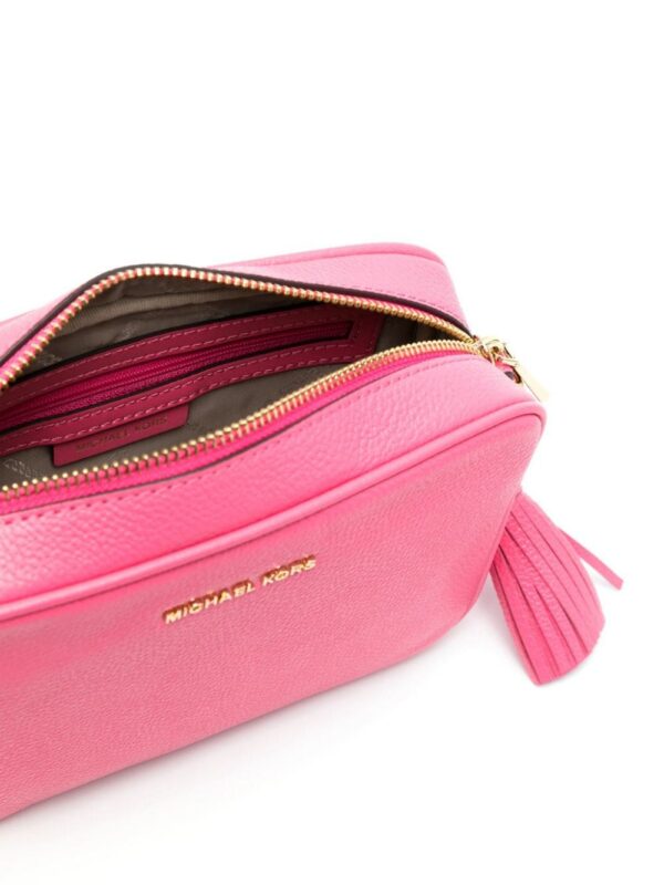 22674411_52744671_1000.jpg Michael Michael Kors logo-lettering leather crossbody bag