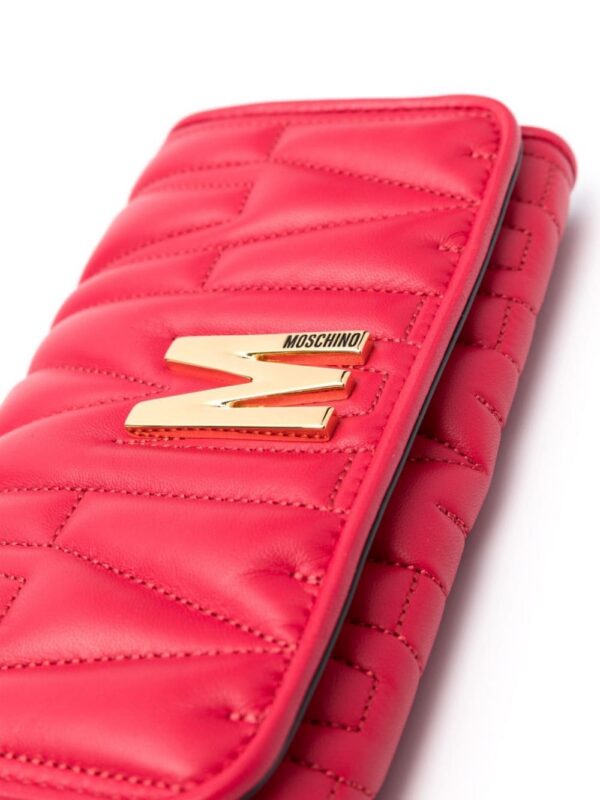 22718251_52935685_1000.jpg Moschino logo-quilted crossbody bag