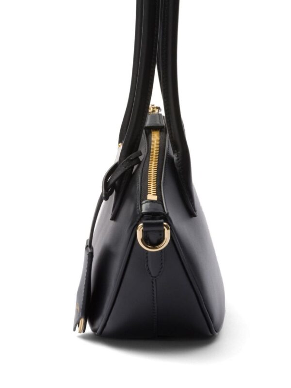 22729068_52707684_1000.jpg Prada small leather handbag