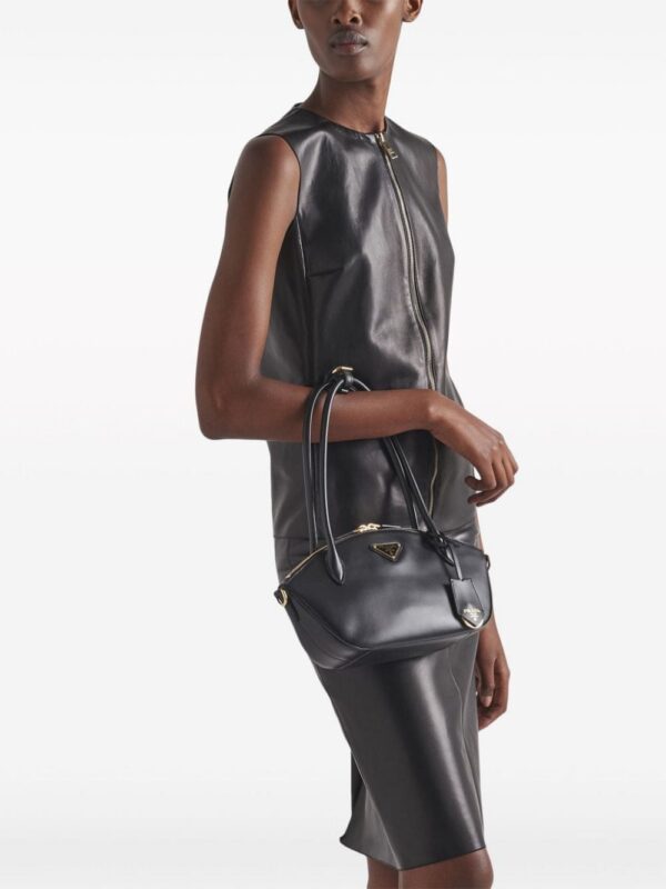 22729068_52707685_1000.jpg Prada small leather handbag