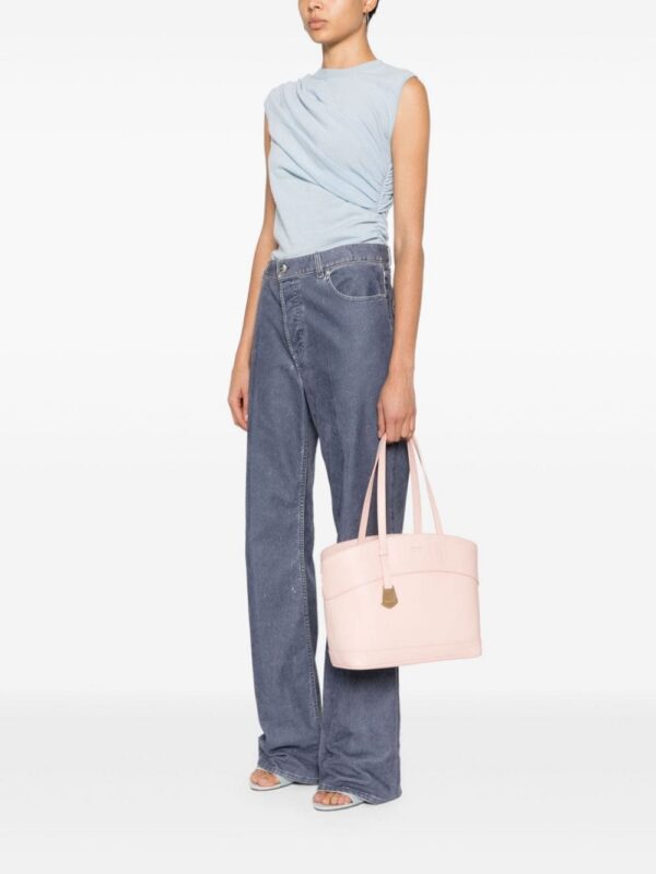 22750582_53936756_1000.jpg Ferragamo Charming leather tote bag