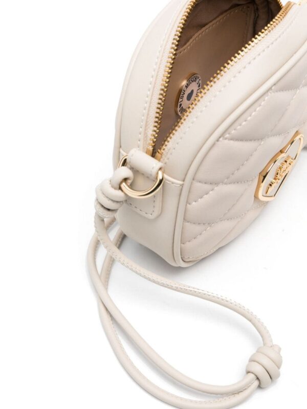 22781741_52854510_1000.jpg Love Moschino logo-plaque crossbody bag