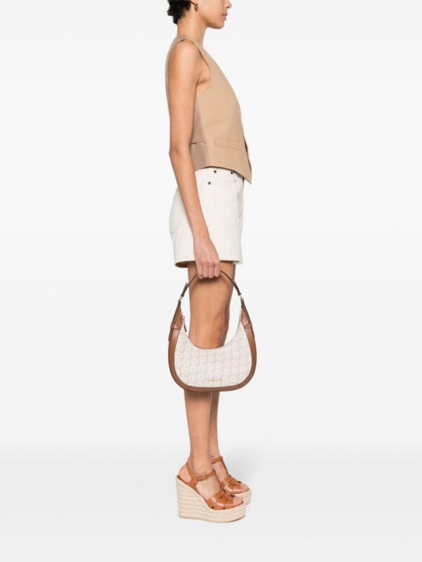 22823539_52880593_1000.jpg Michael Michael Kors medium monogram-print tote bag