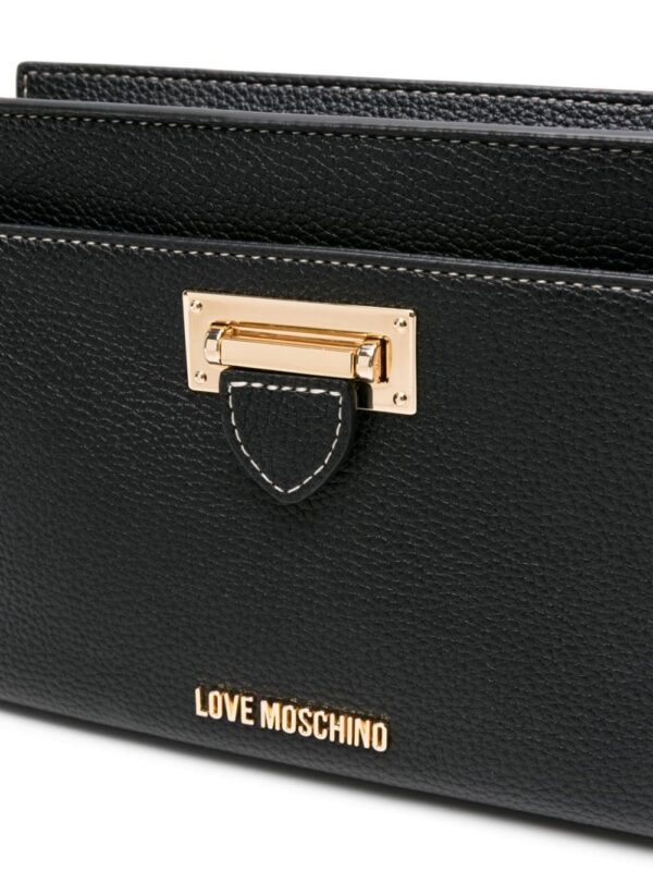 22869698_52978478_1000.jpg Love Moschino logo-lettering pebbled shoulder bag