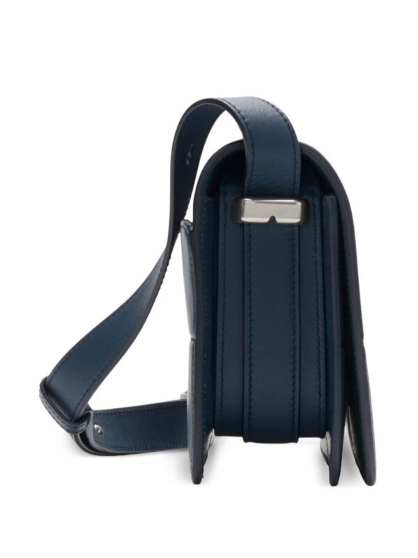 22900208_52941660_1000.jpg Burberry Snip leather shoulder bag