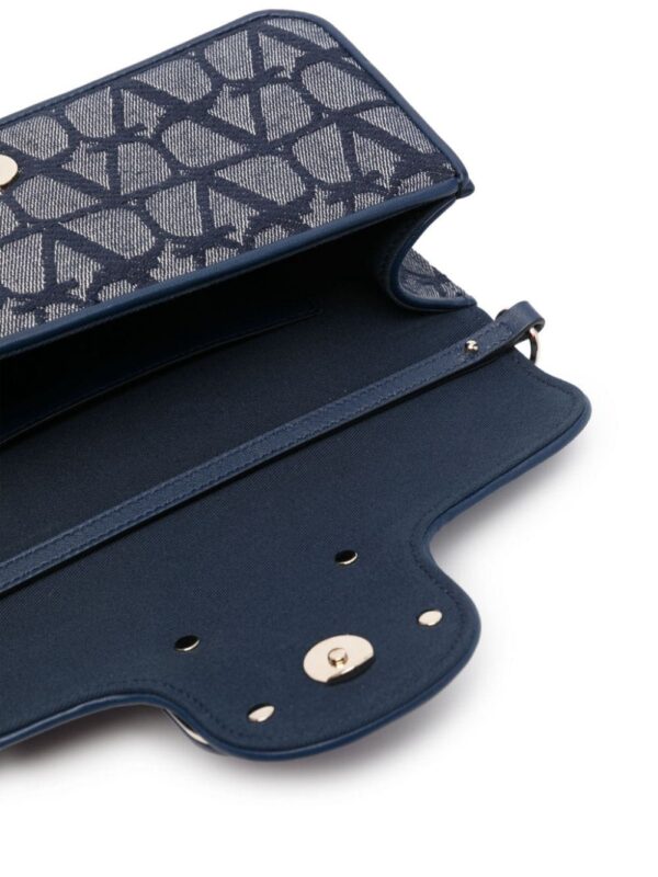 22971095_53244428_1000.jpg Valentino Garavani Locò Toile Iconographe denim shoulder bag