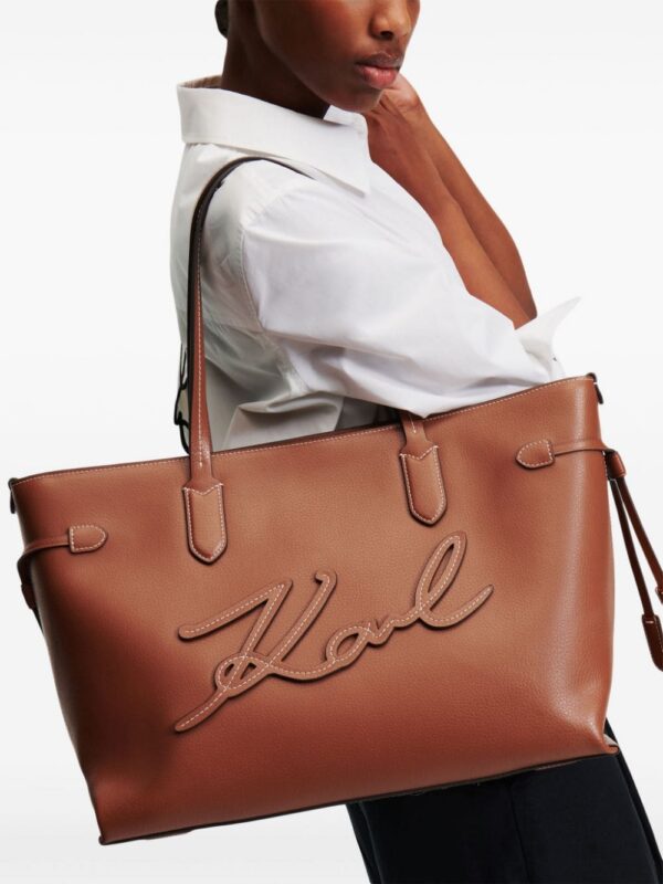 22999638_53447629_1000.jpg Karl Lagerfeld x Amber Valletta Mirum tote bag