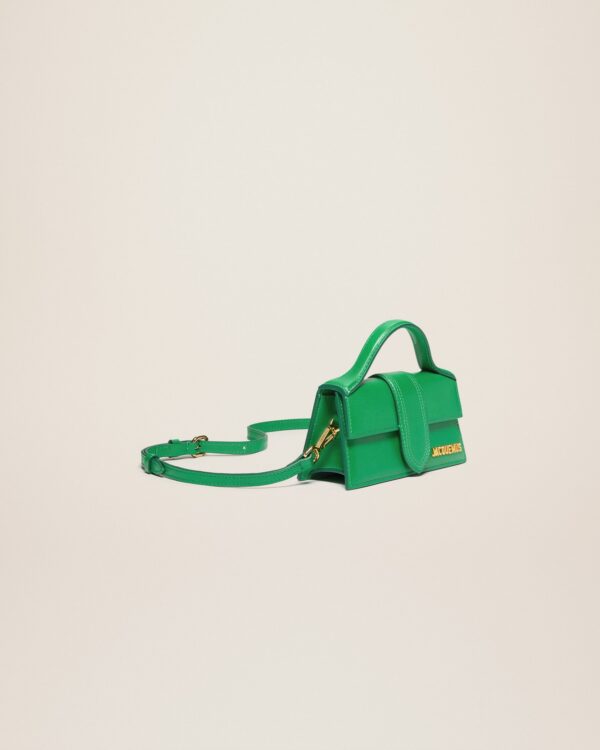 22H213BA006-3037-550_11.jpg Jacquemus Le Bambino Crossbody flap bag.