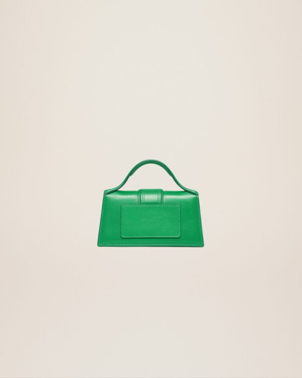 22H213BA006-3037-550_12.jpg Jacquemus Le Bambino Crossbody flap bag.