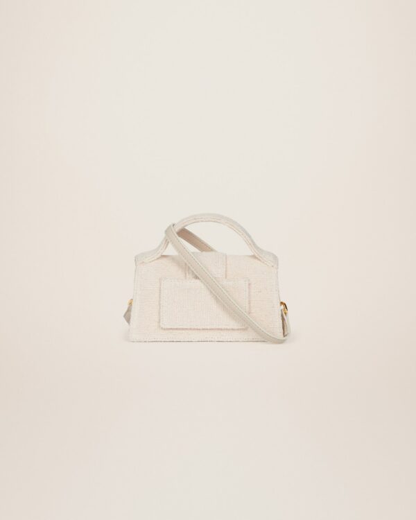 22H213BA006-3078-110_3.jpg Jacquemus Le Bambino Mini flap bag.