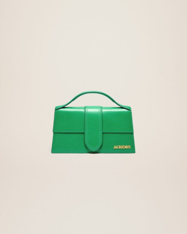 22H213BA007-3037-550_10.jpg Jacquemus Le grand Bambino Crossbody flap bag.