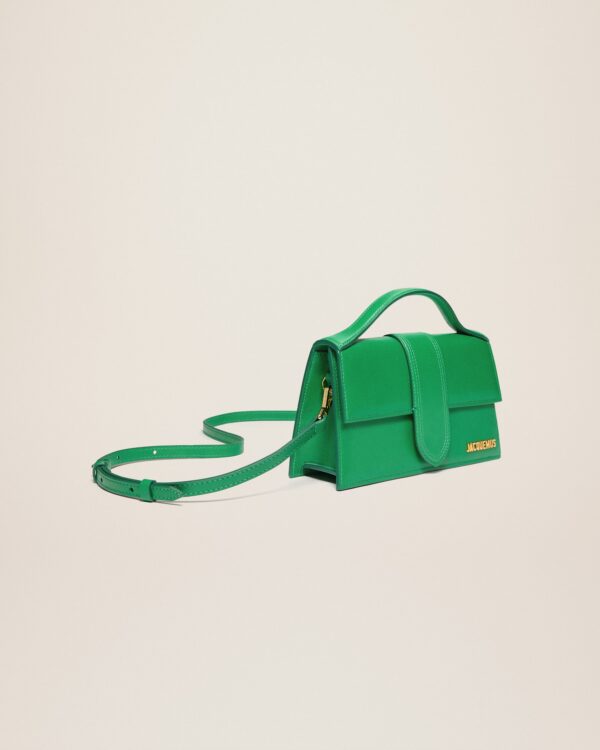 22H213BA007-3037-550_11.jpg Jacquemus Le grand Bambino Crossbody flap bag.